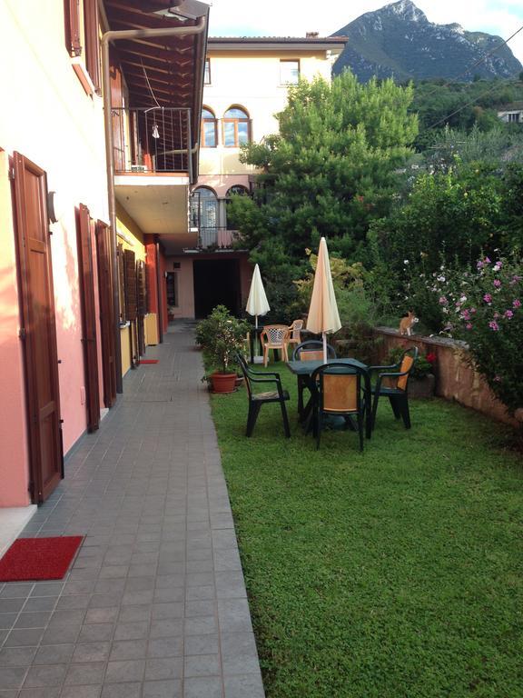 Ca' Dei Gatti Villa Toscolano Maderno Exterior photo