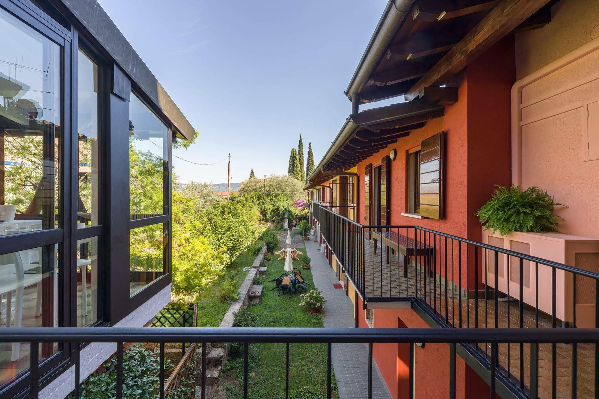 Ca' Dei Gatti Villa Toscolano Maderno Exterior photo
